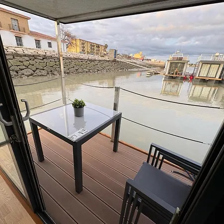 The Boathouse Company - Casa Flotante Experience - Real Club Nautico, El Puerto De Santa Maria Hotel Exterior photo